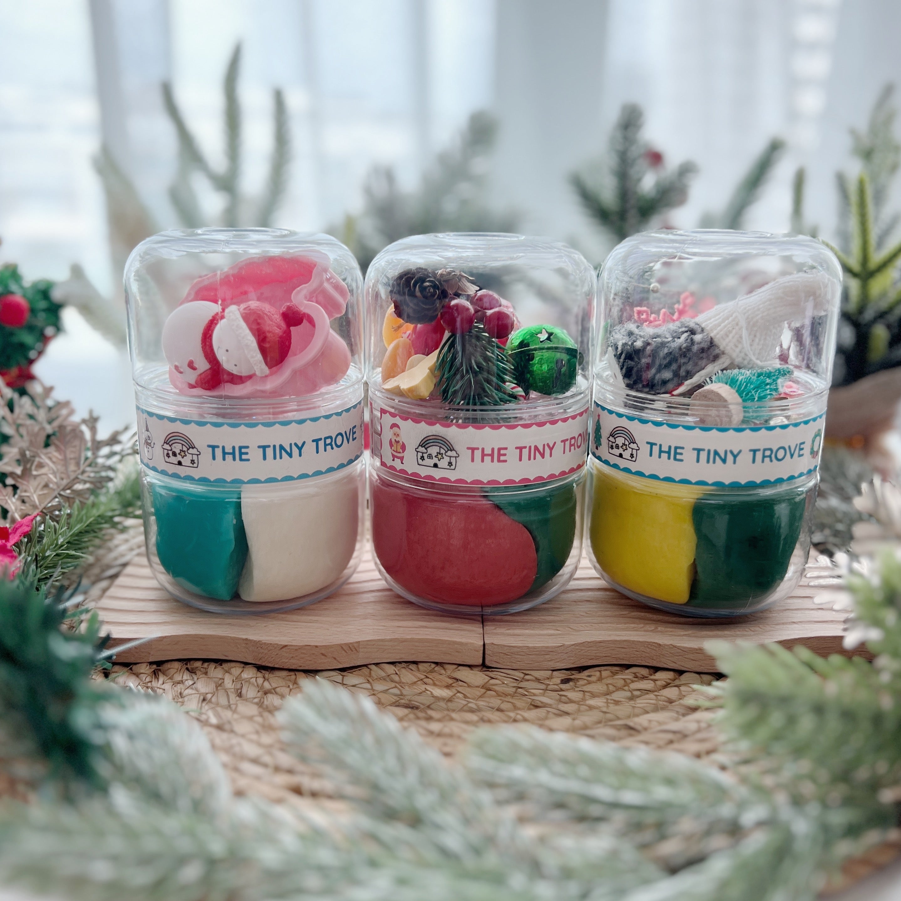 Jolly Santa Play on the Go Jar (Play Dough)