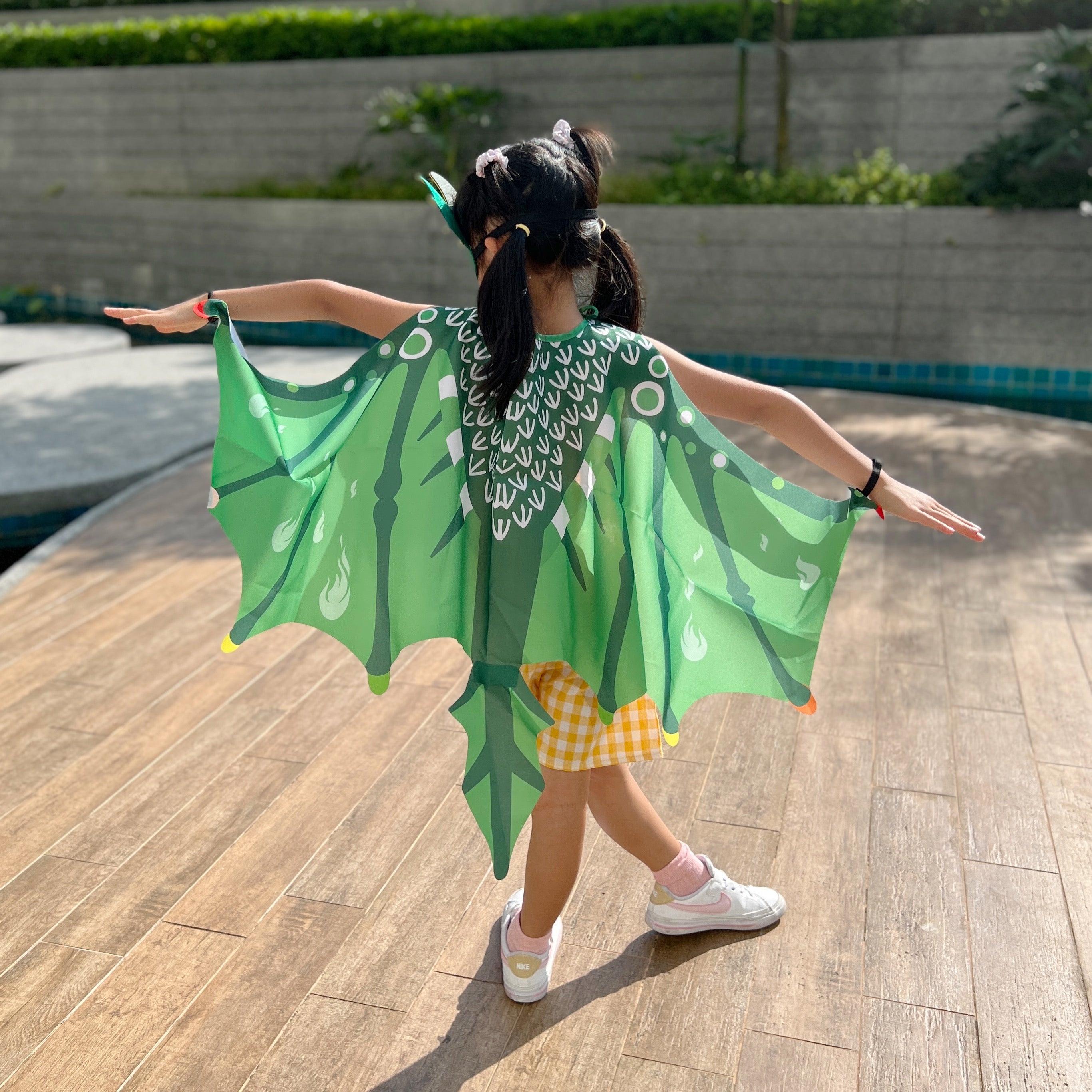 Mystical Dragon Imagination Cape Set (Green)