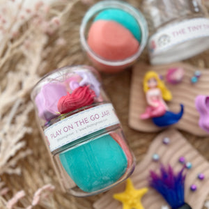 Mermaid Treasures Play on the Go Jar (Play Dough)