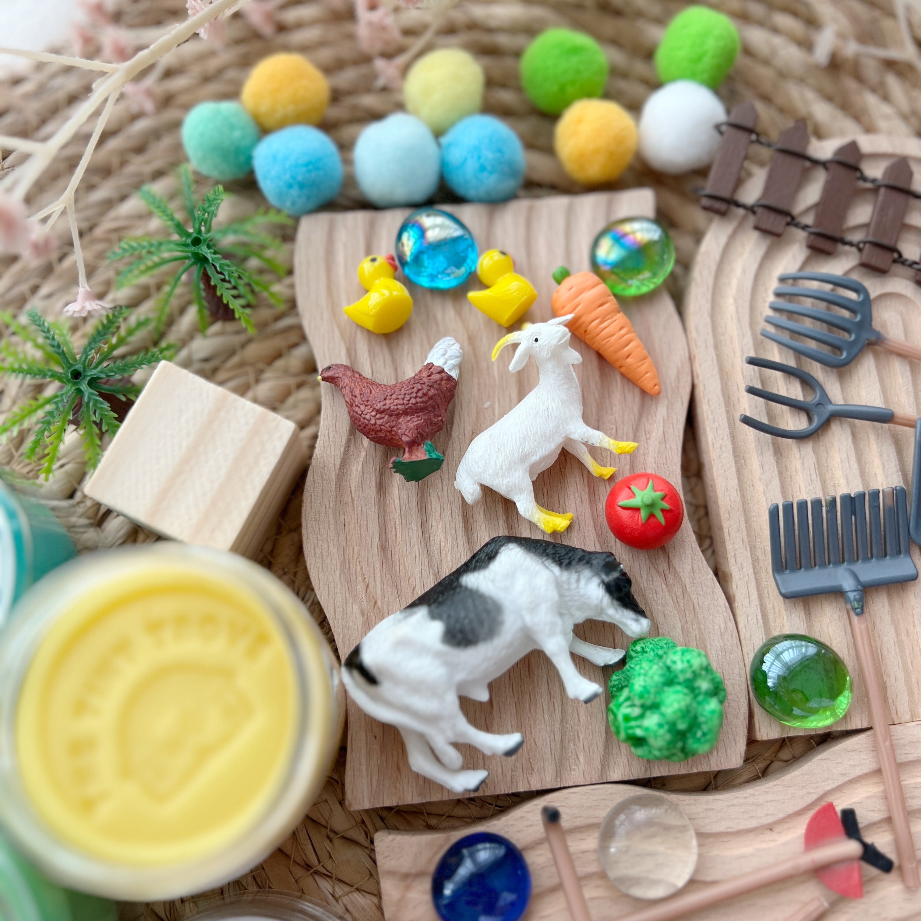 Barnyard Farm Deluxe Play Dough Kit