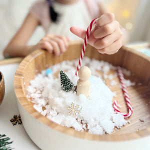 Snow Wonder Magic Snow Grow-and-Play Kit