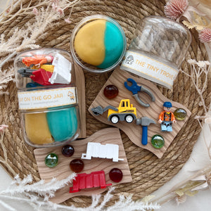 Construction Play on the Go Jar (Play Dough)