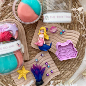 Mermaid Treasures Play on the Go Jar (Play Dough)