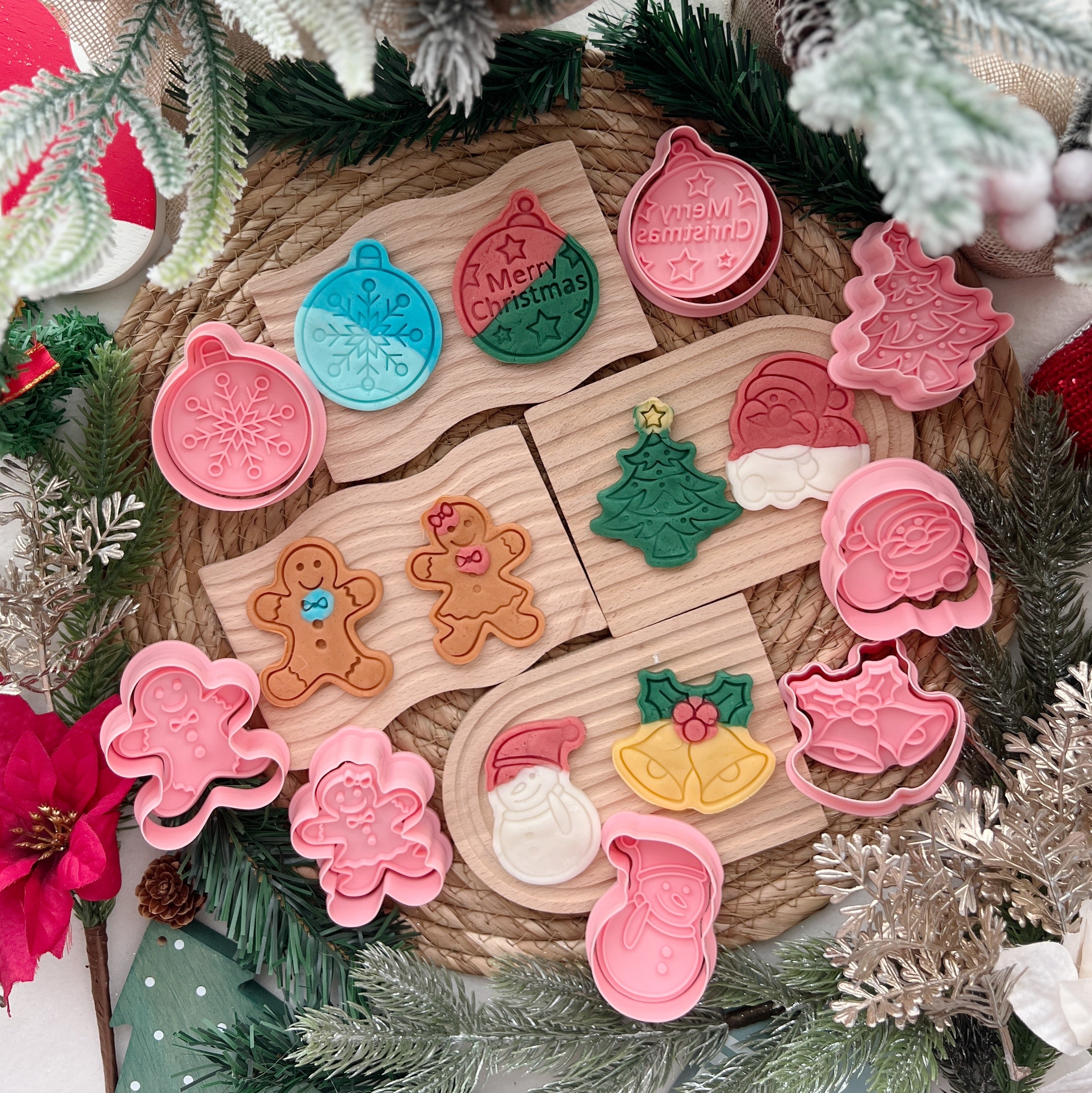 Gingerbread Jingle Christmas Cutters and Dough Set