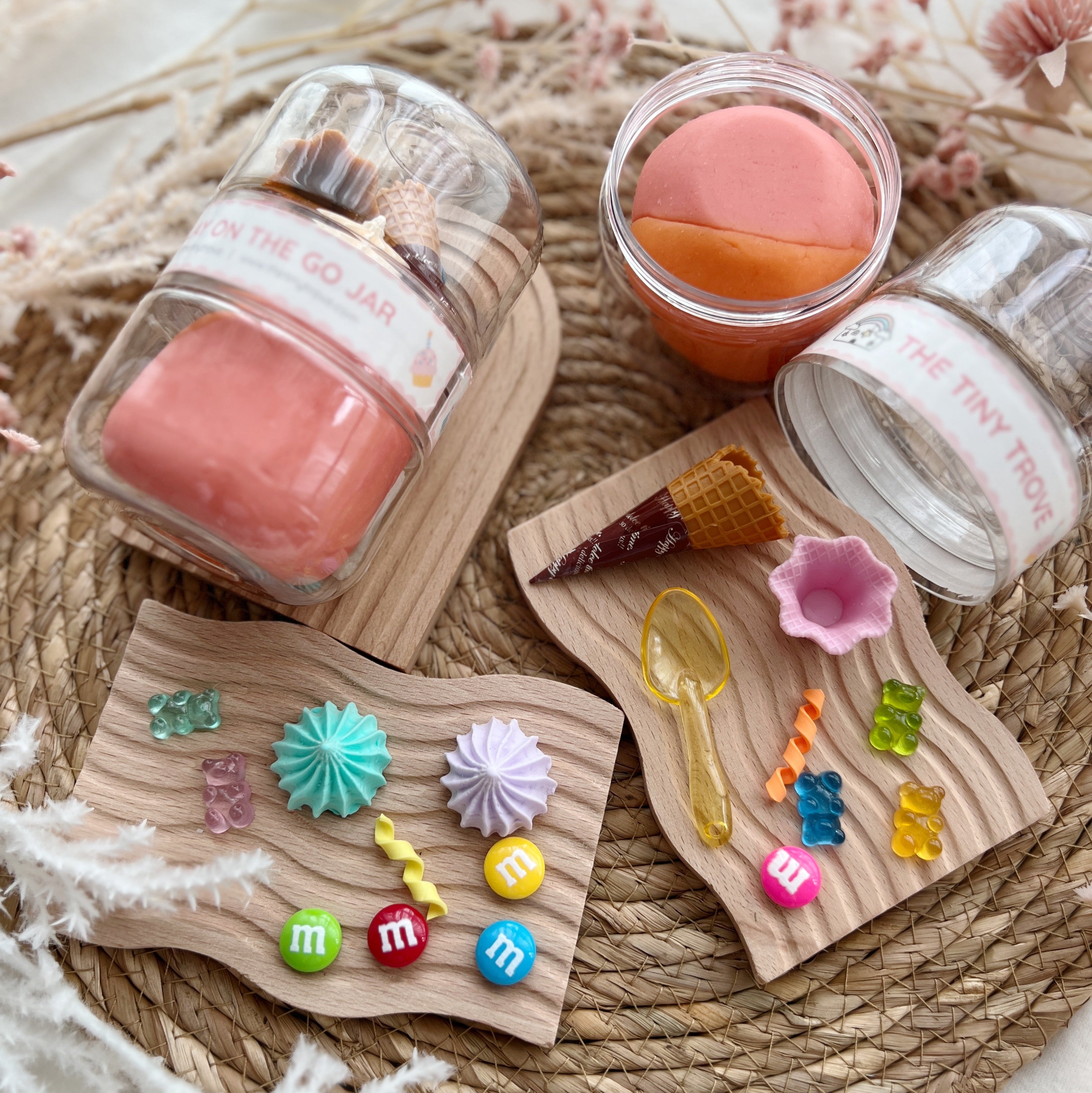 Sweet Treats Play on the Go Jar (Play Dough)