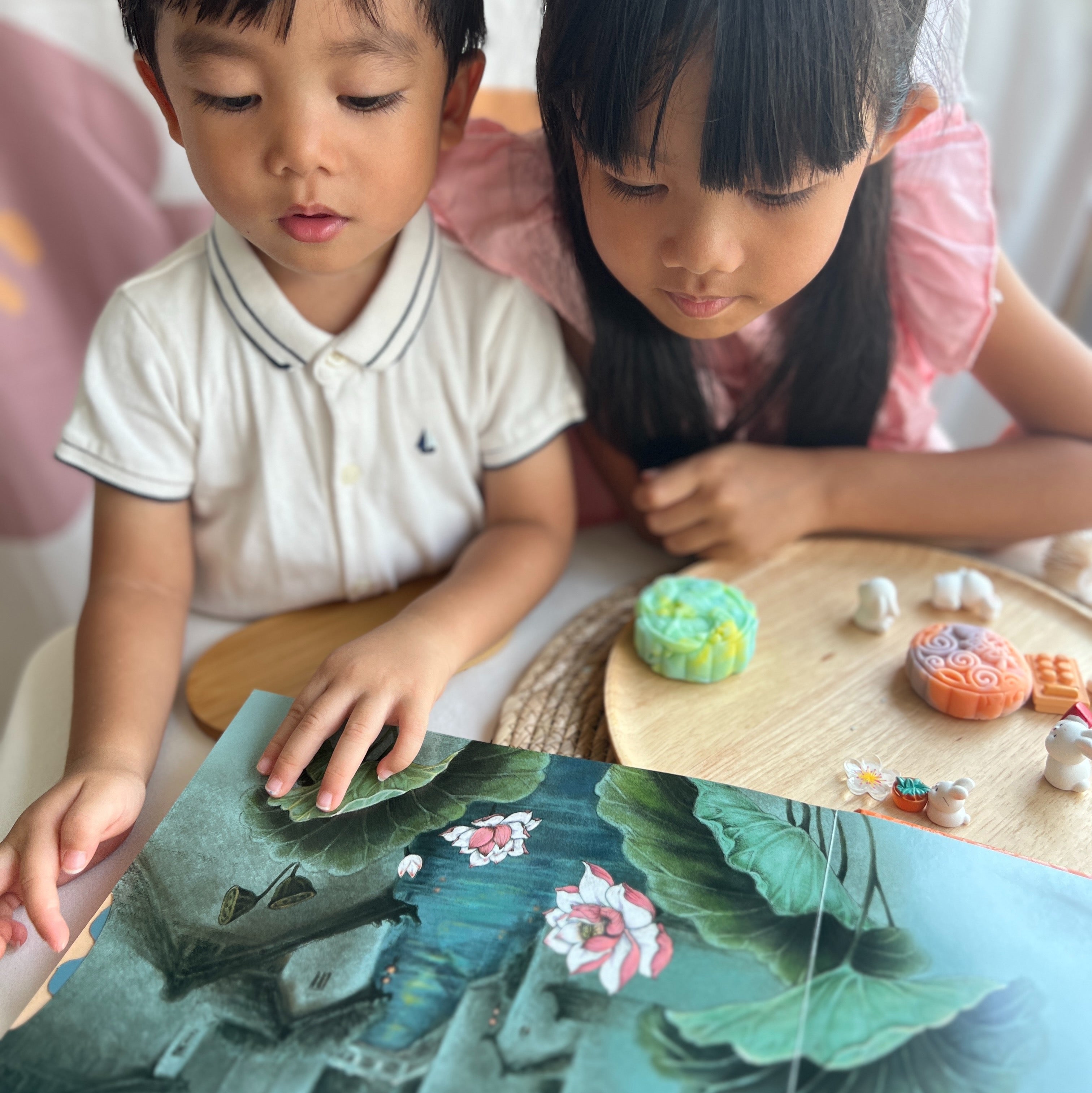 Mid-Autumn Festival 中秋节 Interactive Pop-up Book