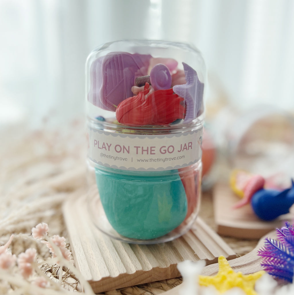 Mermaid Treasures Play on the Go Jar (Play Dough)